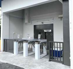 Loyang Industrial Estate (D17), Factory #530847051